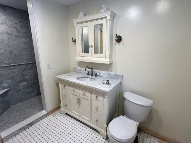 Montpelier 2 into 1 Bathroom #2